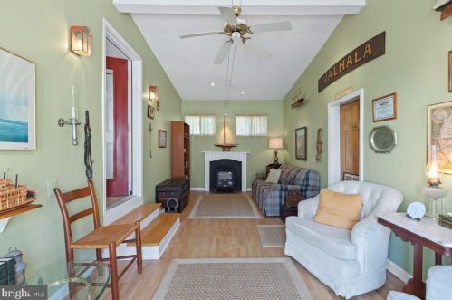 1625 Winters Ave, Shady Side MD 20764-9718 exterior