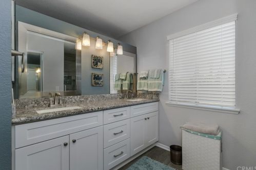 20497 Bloomfield Rd, Riverside CA  92508-2963 exterior