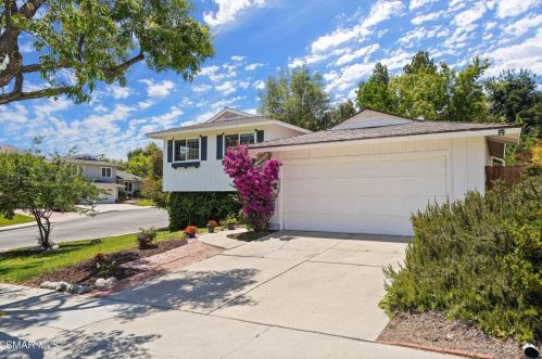 5437 Lake Lindero Dr, Calabasas, CA 91301-1901