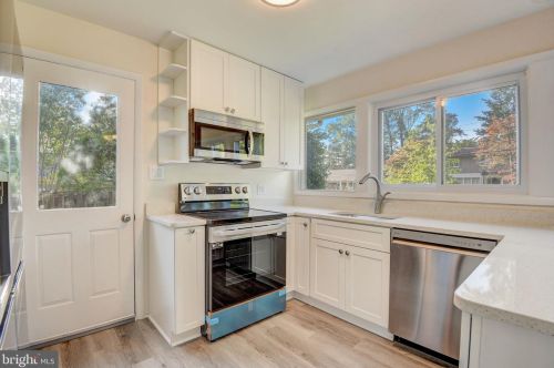 1606 Northcrest Dr, Silver Spring MD 20904-1456 exterior