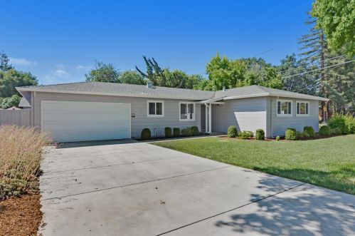 393 Whitclem Dr, Palo Alto, CA 94306-4115