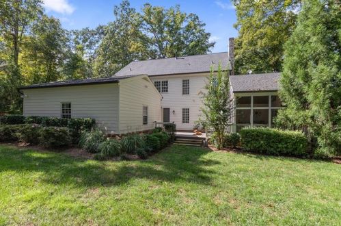 8085 Habersham Waters Rd, Atlanta GA  30350-4608 exterior