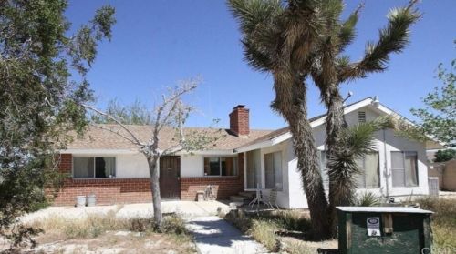 6293 Backus Rd, Mojave, CA 93501-7104