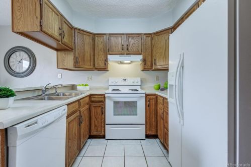 10806 Summerset Way, Parker CO 80138-3816 exterior