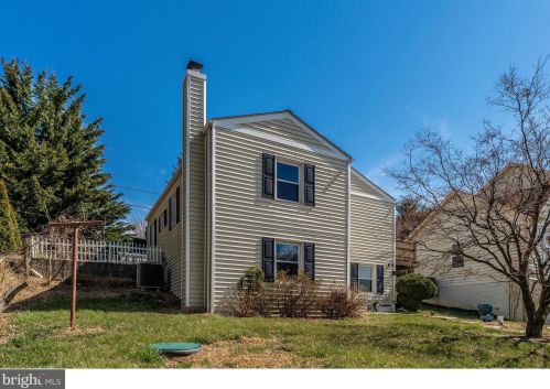 6819 Vale Summit Ln, Middletown MD  21769-6637 exterior