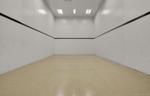 800 Pearl St, Denver CO  80203-3324 exterior