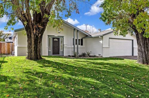 2328 Benita Dr, Rancho Cordova, CA 95670-5242
