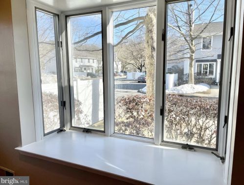 100 William Patterson Ct, Princeton NJ  08540-7662 exterior