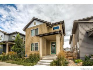 6754 Alan Dr, Denver, CO 80221-2500