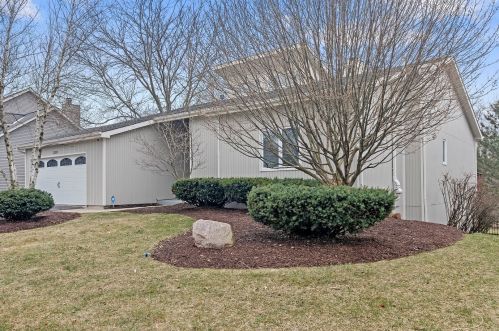 2217 Nottingham Dr, Naperville, IL 60565-3171