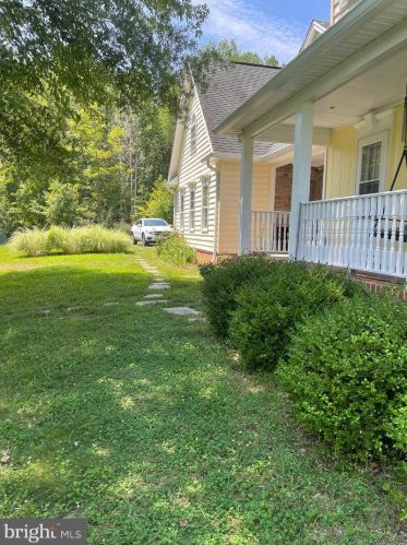 55 Stony Hill Rd, Fredericksburg, VA 22406-4124