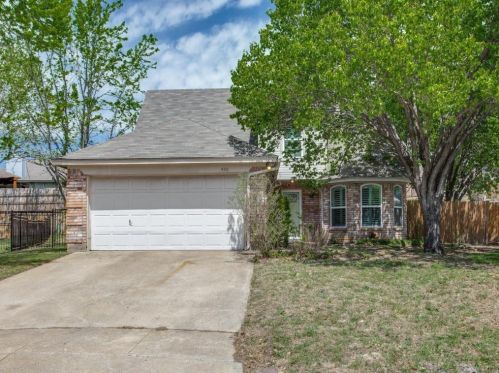 400 Scrub Oak Ct, Fort Worth TX  76108-4501 exterior