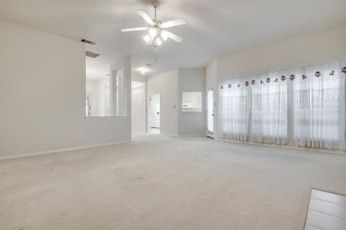 1724 Alpine Dr, Carrollton TX 75007-3740 exterior