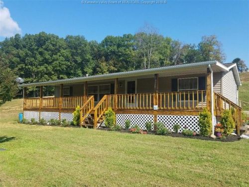 6143 Smith Creek Rd, Salt Rock WV  exterior