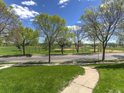 4940 Cedar Ave, Minneapolis MN  55417-1237 exterior