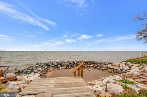 4726 Idlewilde Rd, Shady Side MD  20764-9766 exterior