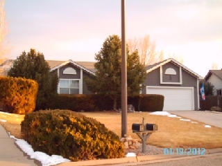 72 Juniper Ln, Parachute, CO 81635-9528