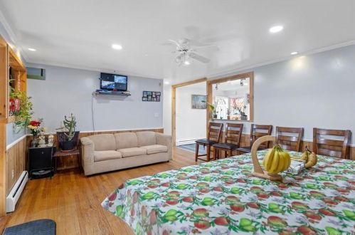 180 Dorothy Dr, Torrington CT  06790-4211 exterior
