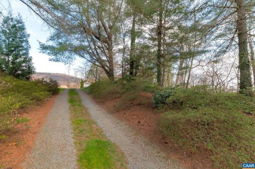 6818 Jarmans Gap Rd, Crozet, VA 22932-2845
