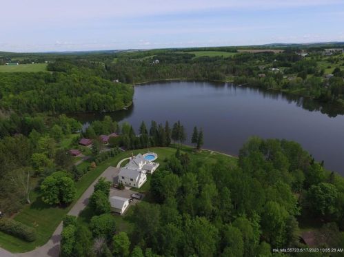 150 Bagley Rd, Mapleton, ME 04757-4102