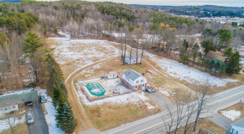 69 Pond Rd, Lewiston, ME 04240-1608