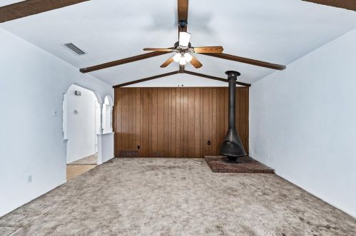 2110 Bordeaux Dr, Carrollton TX 75007-5501 exterior