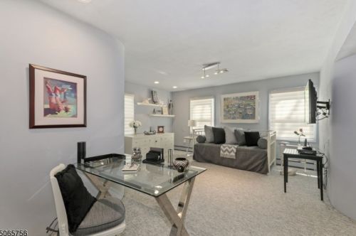 19 Trowbridge Dr, Dover NJ  07869-4519 exterior