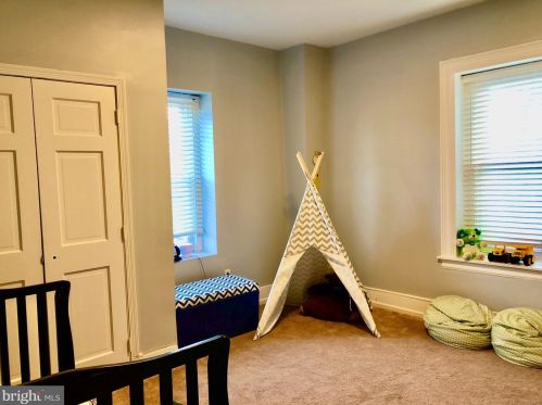 1901 63rd St, Philadelphia PA 19151-2607 exterior