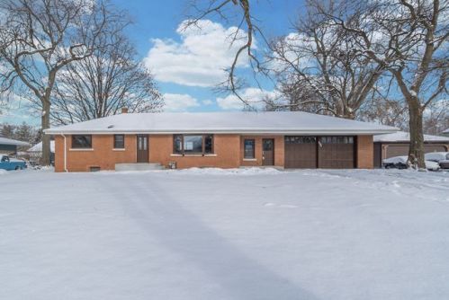 1199 New Lenox Rd, Joliet, IL 60433-2623