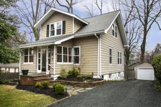 18 Ward Pl, Chatham Township, NJ 07928-2234