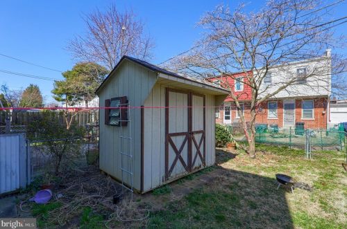 325 Ross St, Lancaster PA  17602-1941 exterior