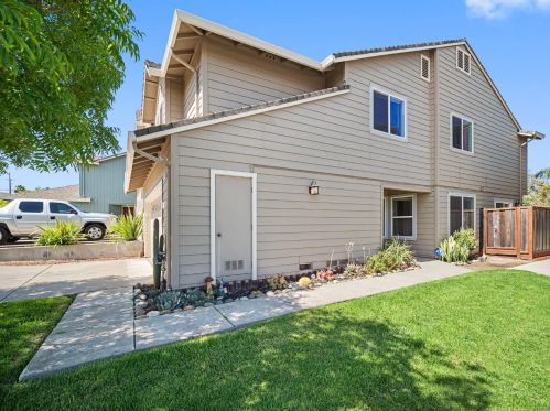 52 Winding Way, Watsonville, CA 95076-6204