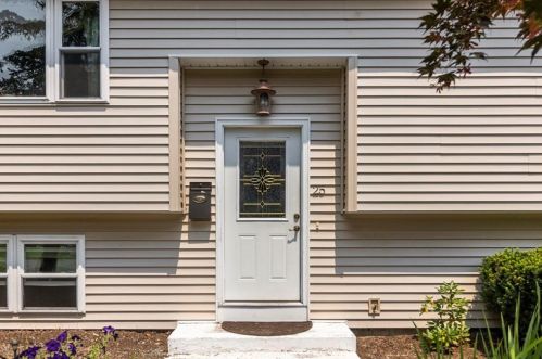 25 Riverside Ave, Providence, RI 02919-1430