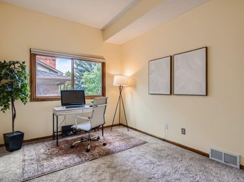 16572 Crestline Pl, Aurora CO 80015-4308 exterior