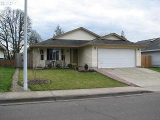 617 11th Way, Battle Ground, WA 98604-8931