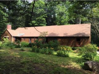 11 Riverwood Rd, Kingston, NH 03848-3125