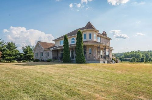 295 Chauncey Rd, Middletown, CT 06457-5532