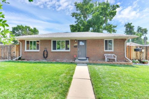 8530 Faraday St, Denver, CO 80229-5073