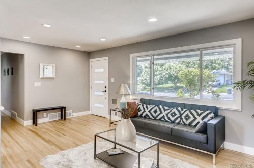 5360 Jewell Ave, Denver CO  80222-3940 exterior