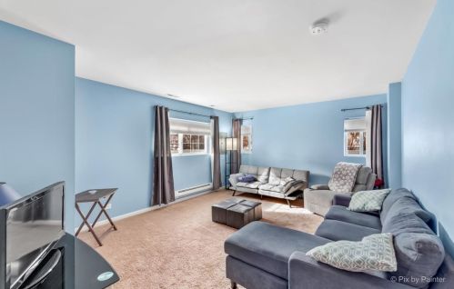 1147 Alta Vista Dr, Pingree Grove IL  60140-2058 exterior