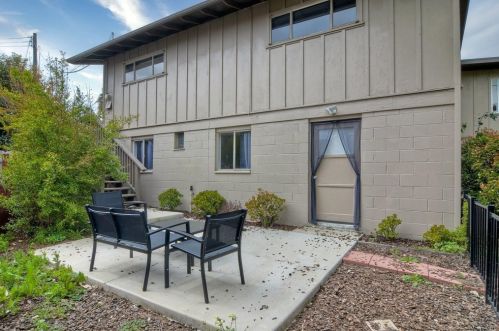 237 Ardys Pl, Vista CA  92084-5118 exterior