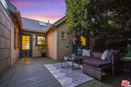 1212 Cedar St, Glendale CA  91207-1427 exterior
