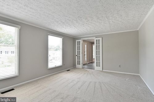 8407 Paige Glen Ave, Springfield VA  22152-3543 exterior