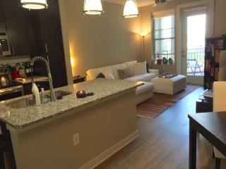 600 Main St, Durham NC  27701-3711 exterior