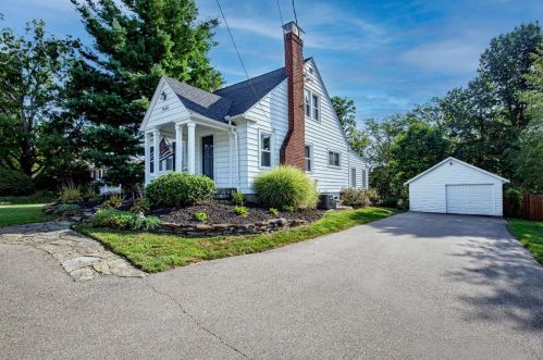 7640 Forest Rd, Cincinnati, OH 45255-4309