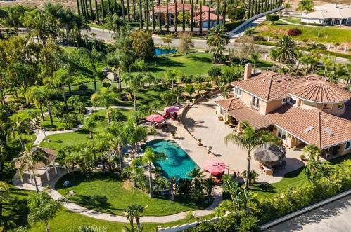 18003 Green Orchard Pl, Riverside CA  92508-8743 exterior