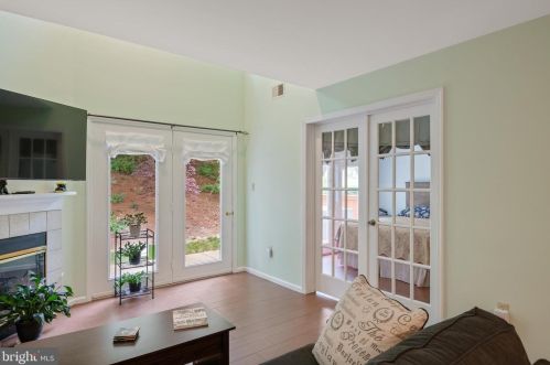 136 Pinnacle Point Dr, Lancaster PA  17601-1771 exterior
