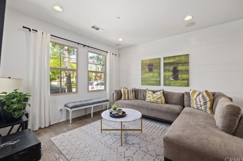 604 Water St, Anaheim CA  92805-4448 exterior