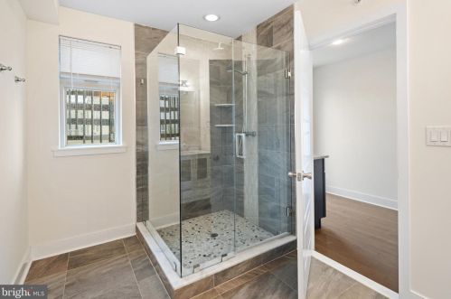 1315 20 St, Philadelphia PA 19146-4303 exterior