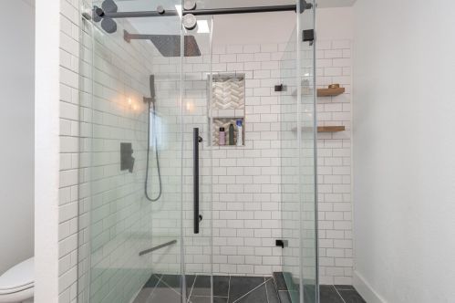 10655 Snowshoe Cir, Truckee CA  96161-2007 exterior